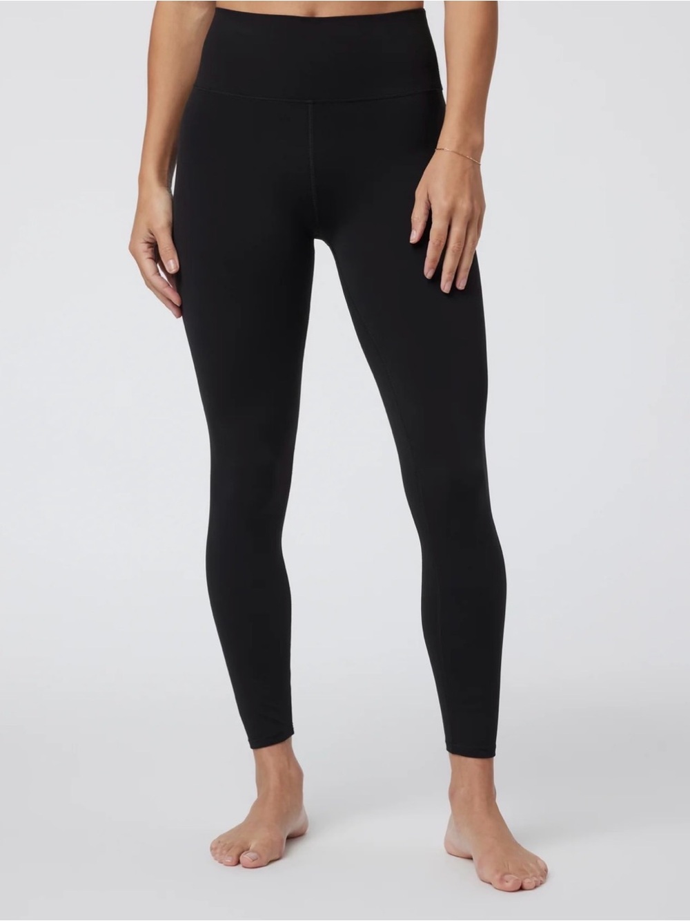 Vuori AllTheFeels Legging in Black Size Medium